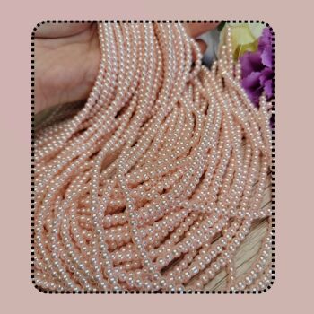 Glass pearls pale pink 3-3.5mm Bead strand