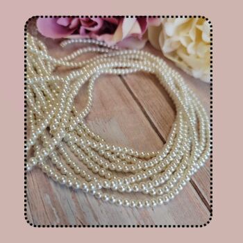 Glass pearls Ivory 3mm Bead strand