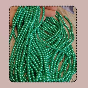 Glass pearls sea green 4mm Bead strand