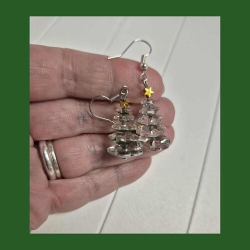 Make Your Own Christmas sparkle Earrings – Festive Bead Bundle
