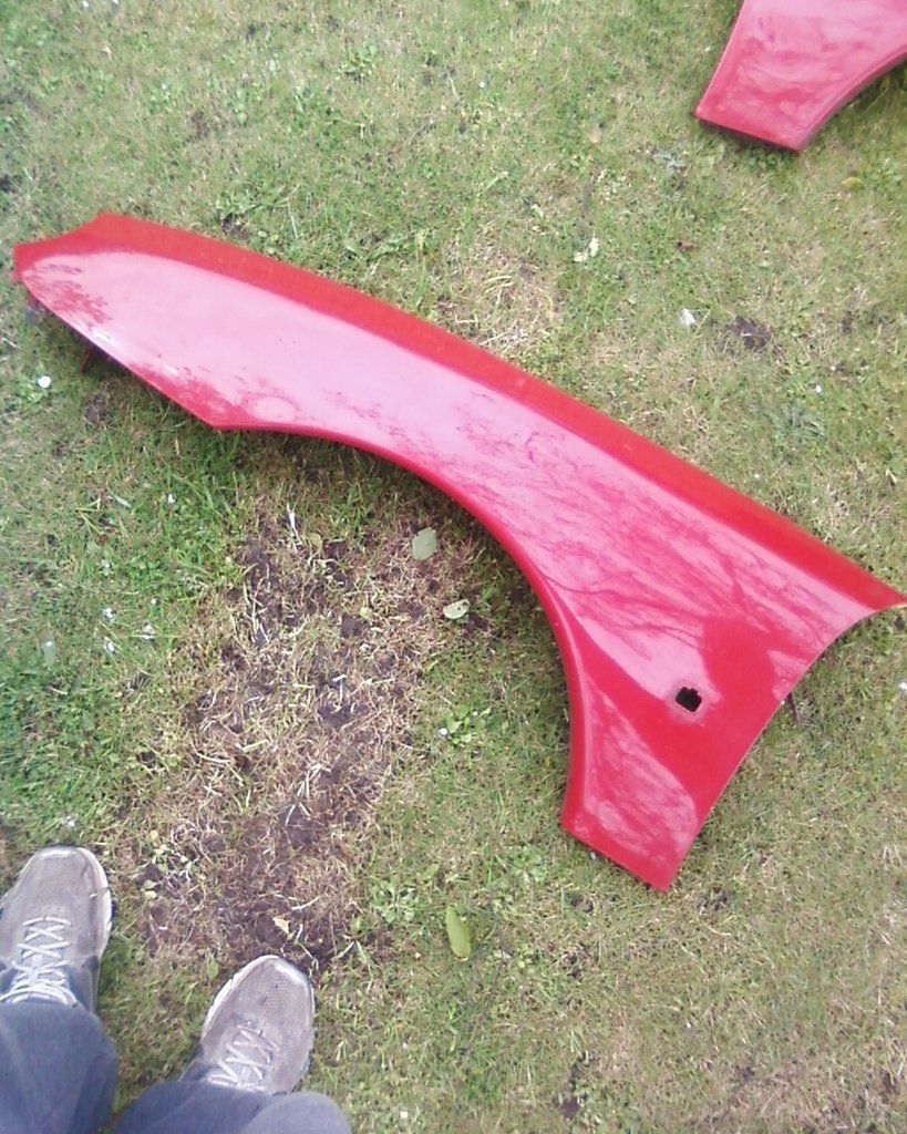 MGF Wing Passengers Side Flame Red (COF)