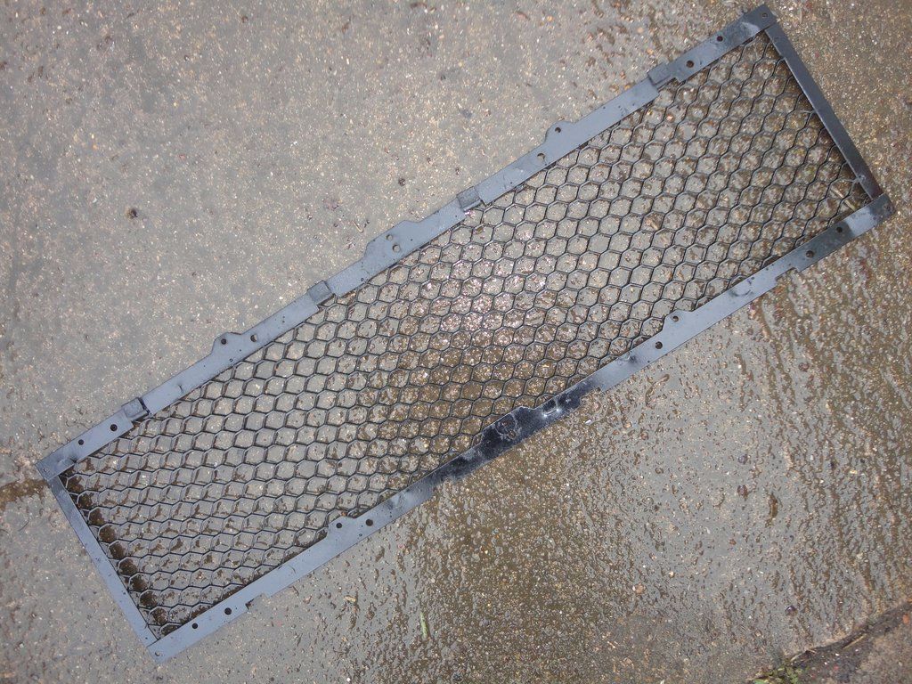 MGTF/ MG TF Black Genuine Rover Mesh Front Bumper Grille VGC