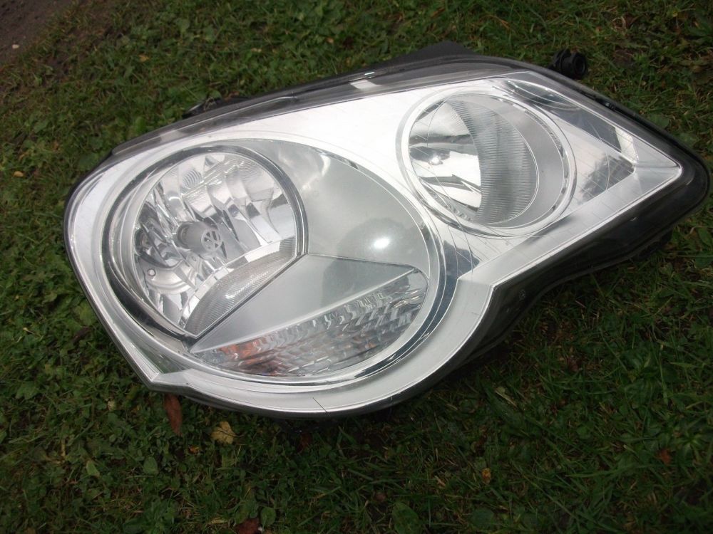 VW Polo 9N3 O/S Driver Headlight
