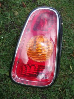 BMW MINI MK1 01 04 REAR TAIL LIGHT LAMP CLUSTER LEFT PASSENGER SIDE N/S