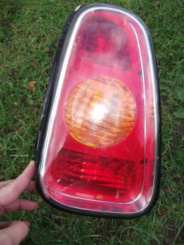 BMW MINI MK1 01 04 REAR TAIL LIGHT LAMP CLUSTER RIGHT DRIVER SIDE O/S