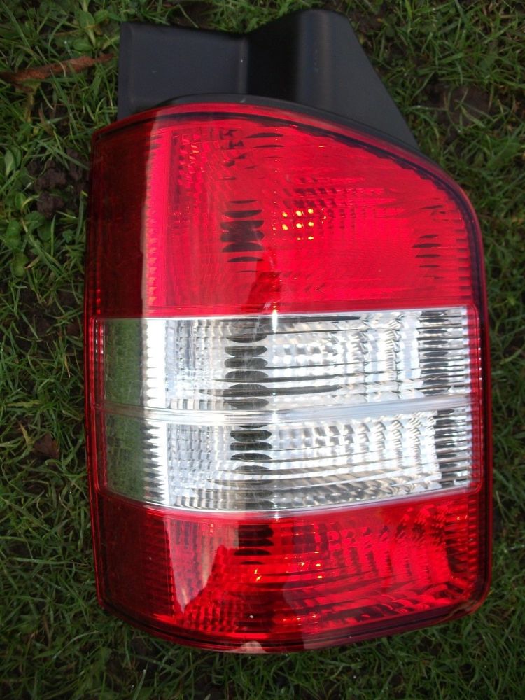 VW TRANSPORTER T5 REAR N/S PASSENGER TAIL LIGHT LAMP 2003-2010