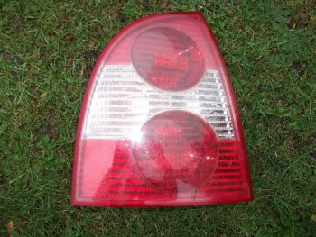 Volkswagen Passat Saloon B5.5 2000 - 2005 Passenger Side Rear Light 3B5945095AE