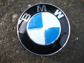 BMW Genuine Front Roundel Emblem Badge Bonnet/Hood 51148132375