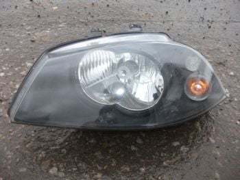 SEAT IBIZA PASSENGER SIDE LEFT HEADLIGHT  2002 - 2008 PART 6L2941021A