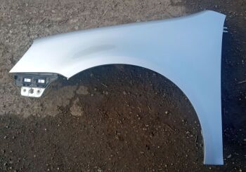 VW GOLF MK5 2004-2008 REFLEX SILVER LA7W FRONT LEFT PASSENGER SIDE WING