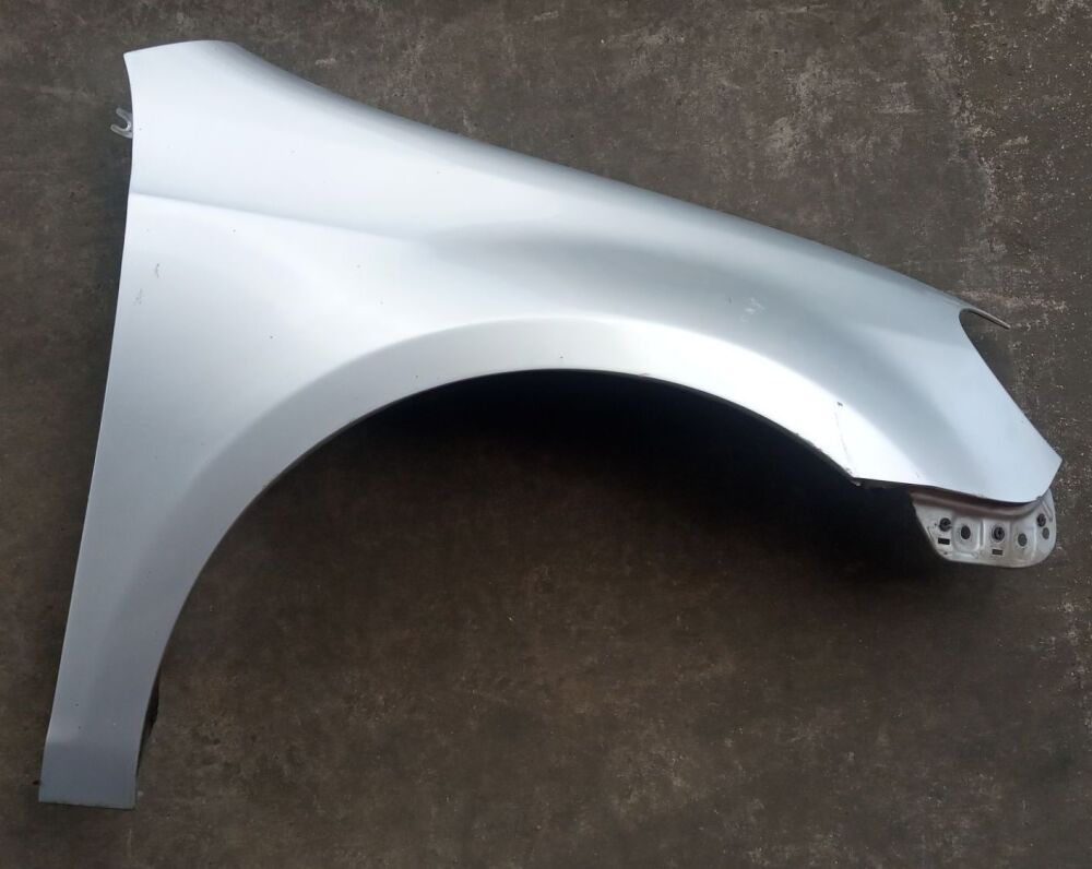 VW Golf MK6 2009-2012 Right Driver Wing LA7W Reflex Silver