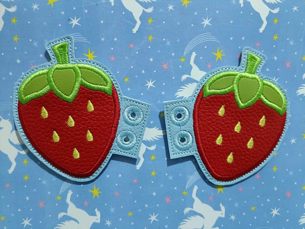 Shoe Wings - Strawberries