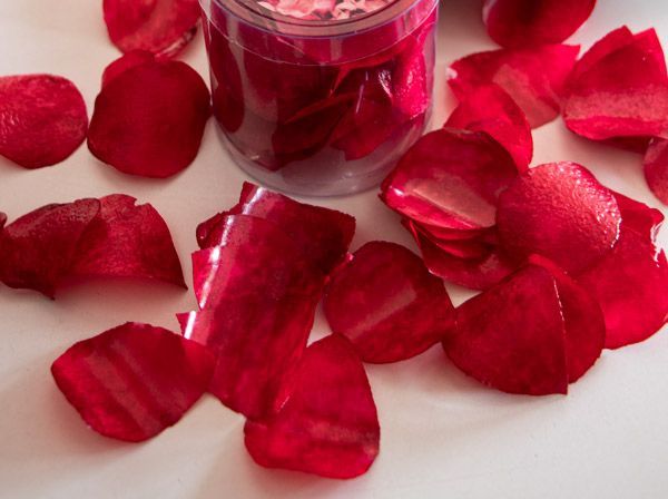 Crystal Candy Edible Rose Petals - Sweet Rose Leaves No.12. - Red