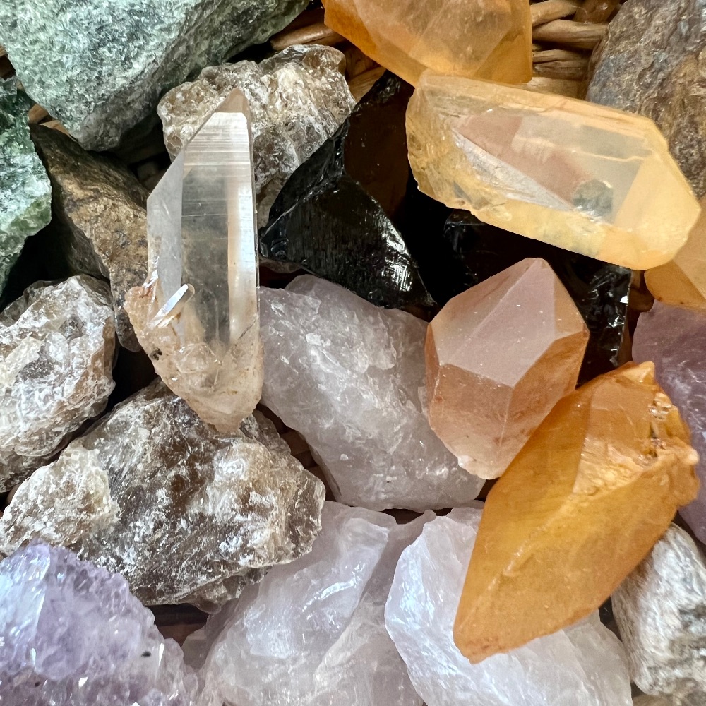 <!--02-->Gemstones - Natural Raw Stones