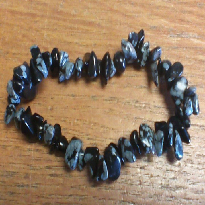 Gemstone Chip Bracelet - Snowflake Obsidian