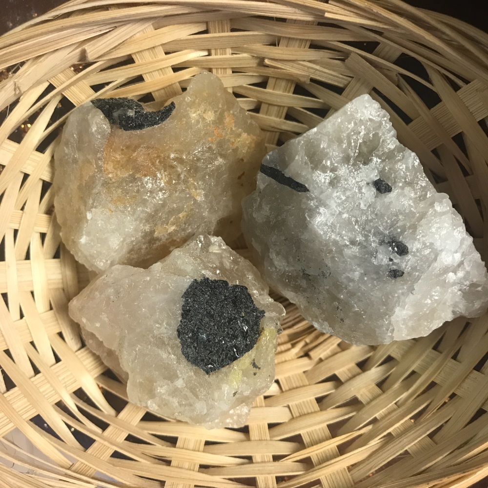 Raw Stone - Tourmaline in Quartz