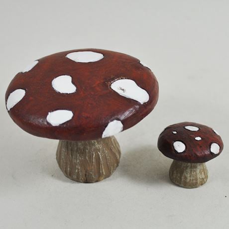 Fairy Mushroom / Toadstool Table and Chair