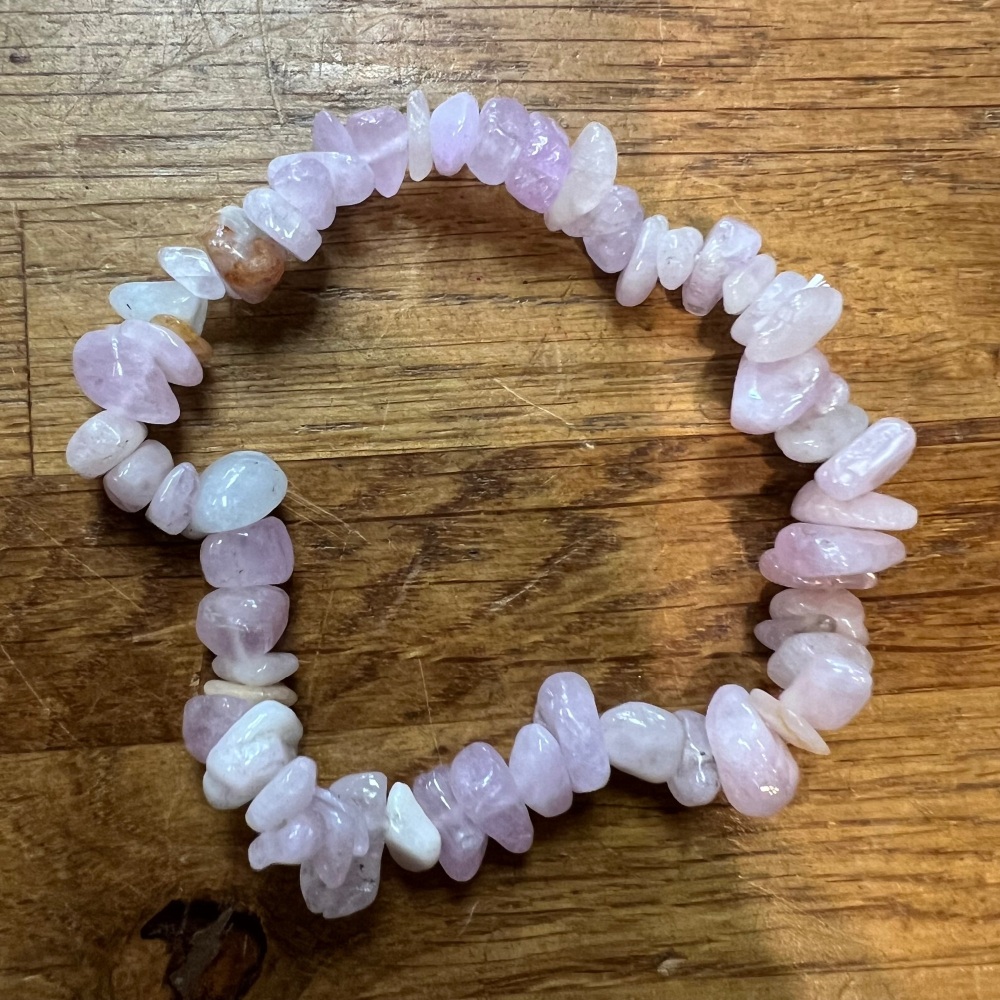 Gemstone Chip Bracelet - Kunzite, Pink