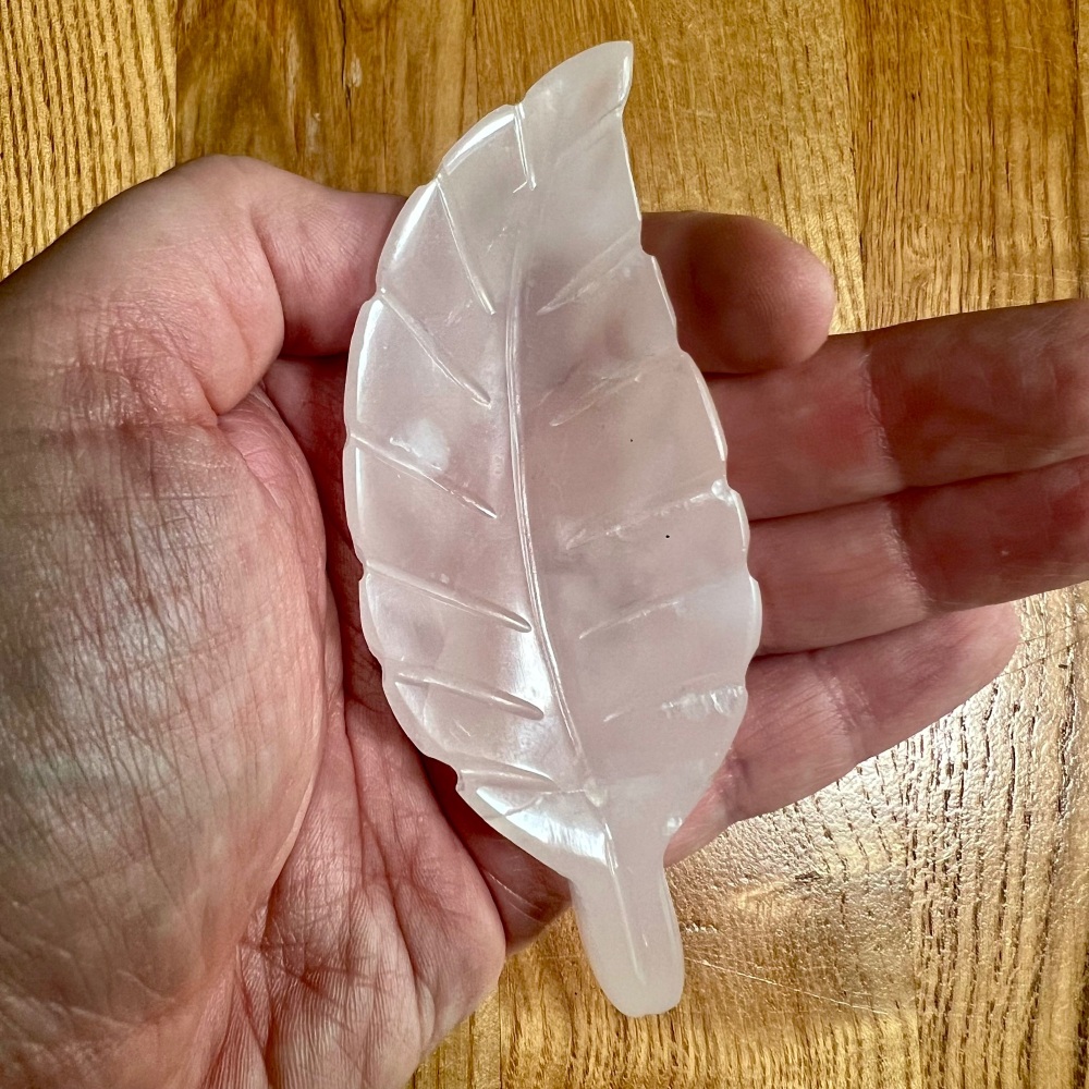 Mangano Calcite Leaf Bowl 70g