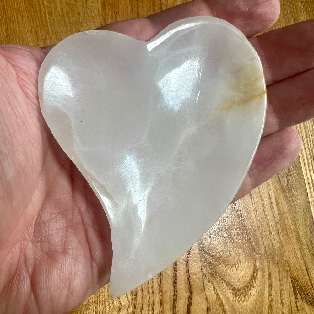 Mangano Calcite Heart Bowl 85g