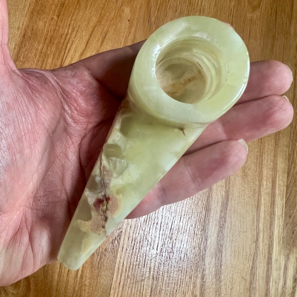 Green Onyx Pipe 135g