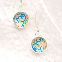 Bourdichon flourish motif earrings