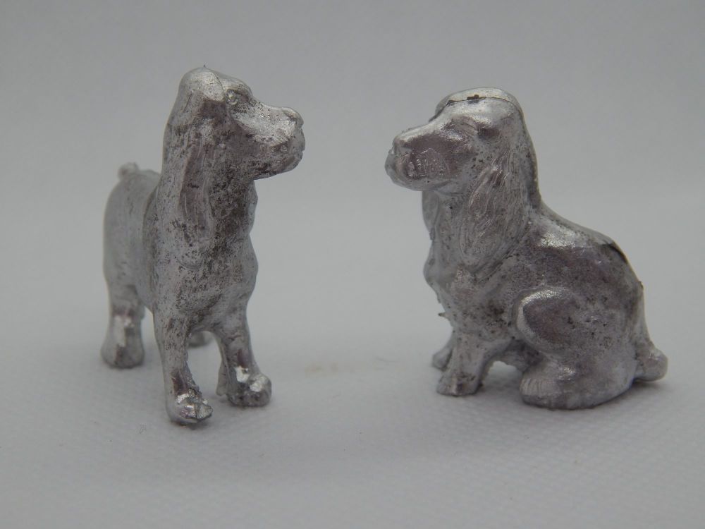 PP18 - 2 Spaniel Dogs