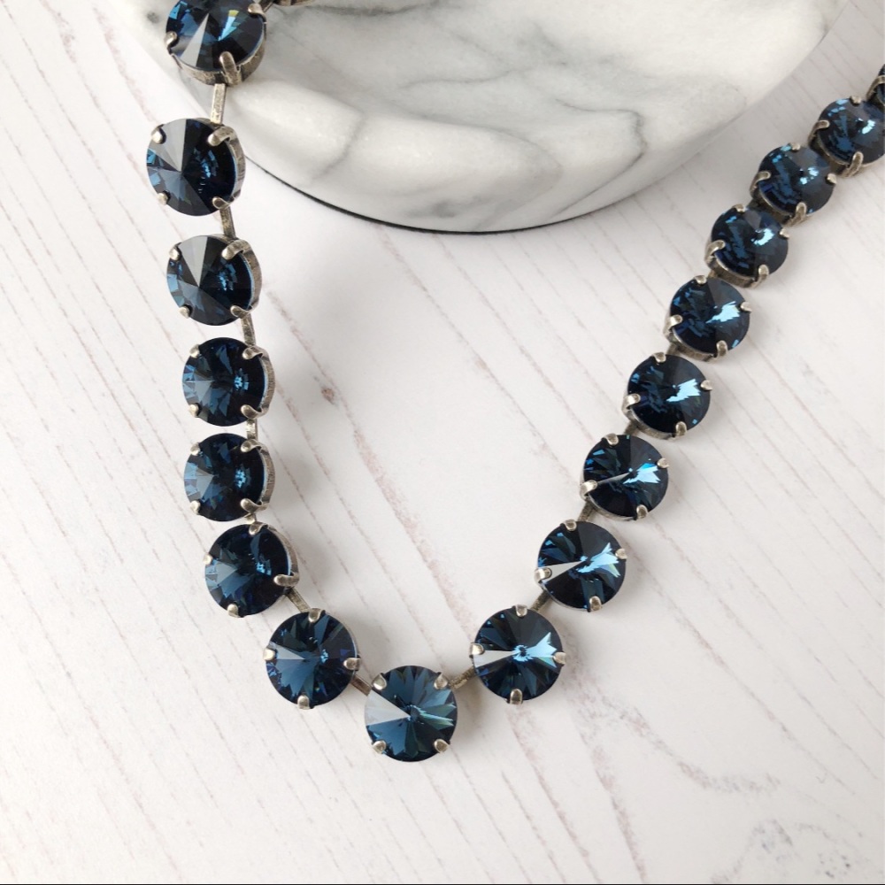 Sapphire choker clearance