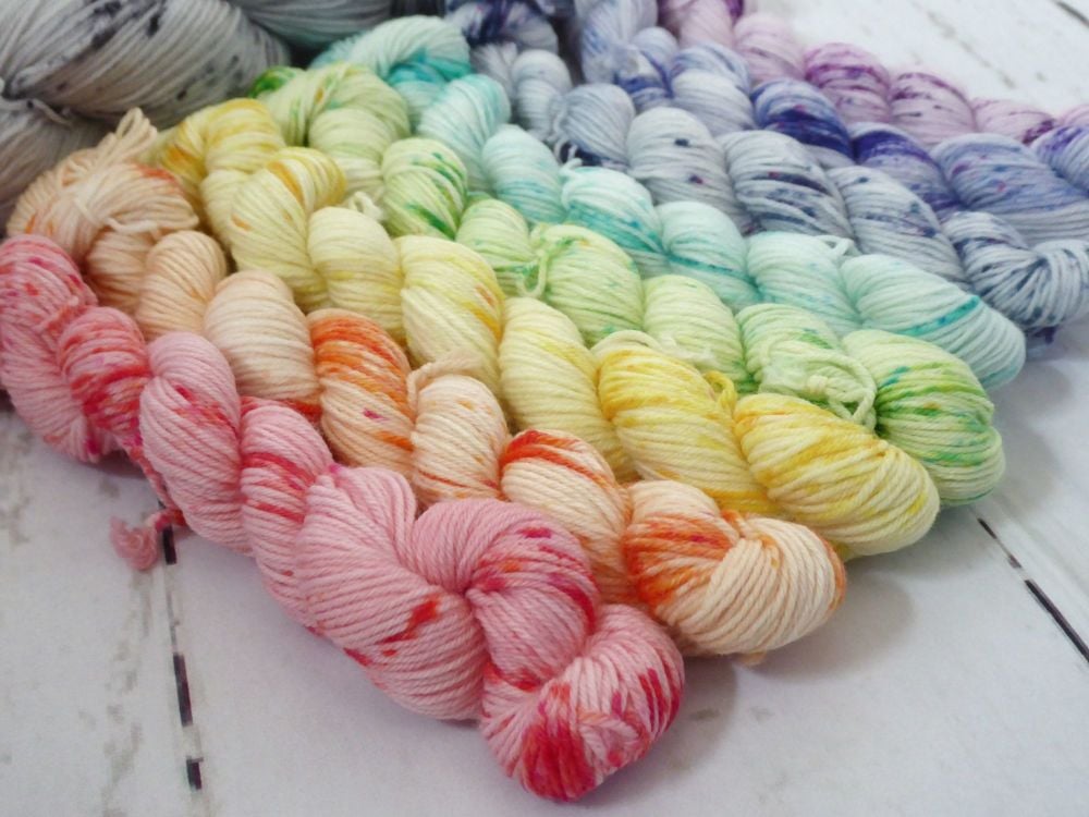 Speckled Rainbow Shawl Kit on Merino / Nylon sock