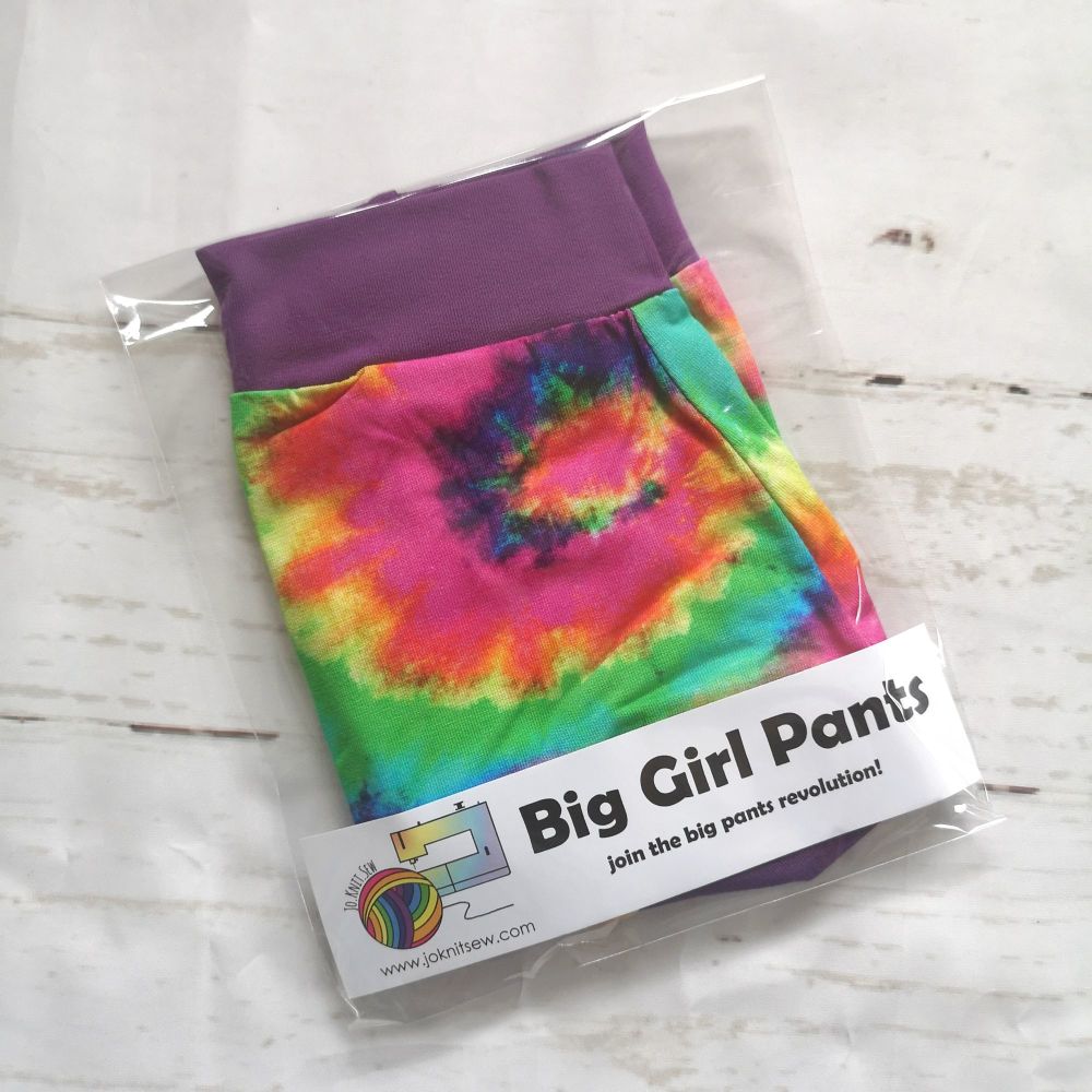 XXL Boy Shorts UK 22-24 - Peace Out