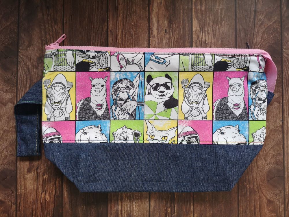 Crafty Animal Boxy Bottomed Project Bag - Baby Pink Zip