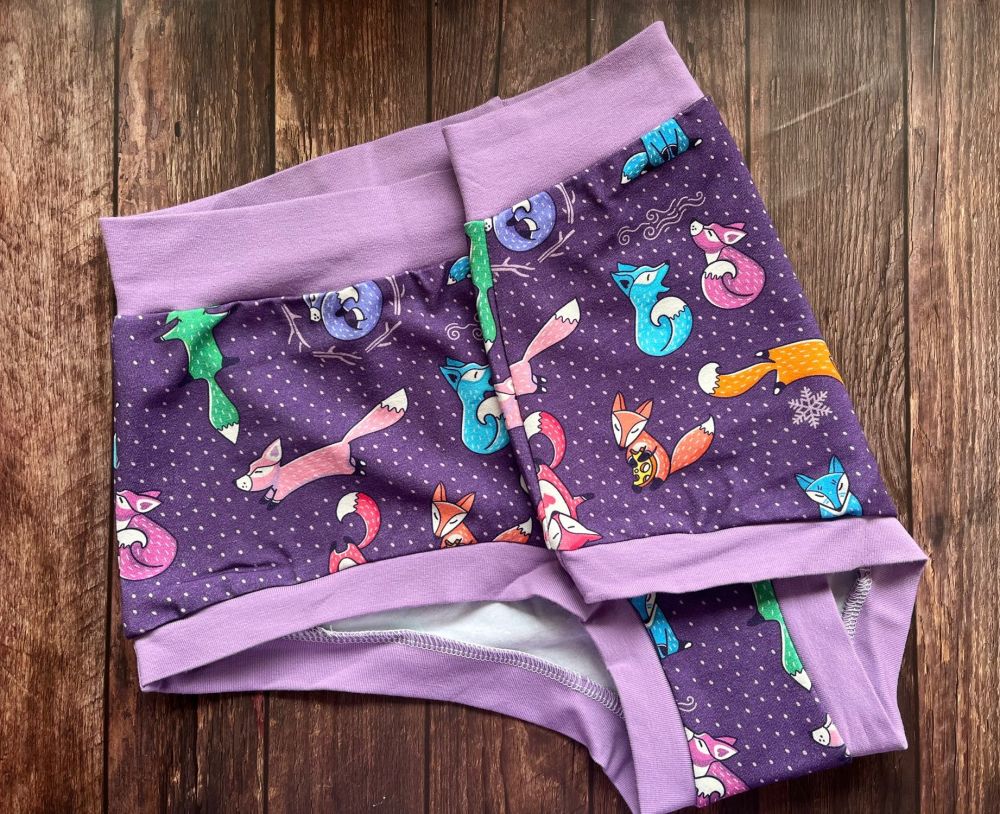 XL Boy Shorts UK 18-20 - Purple Foxes