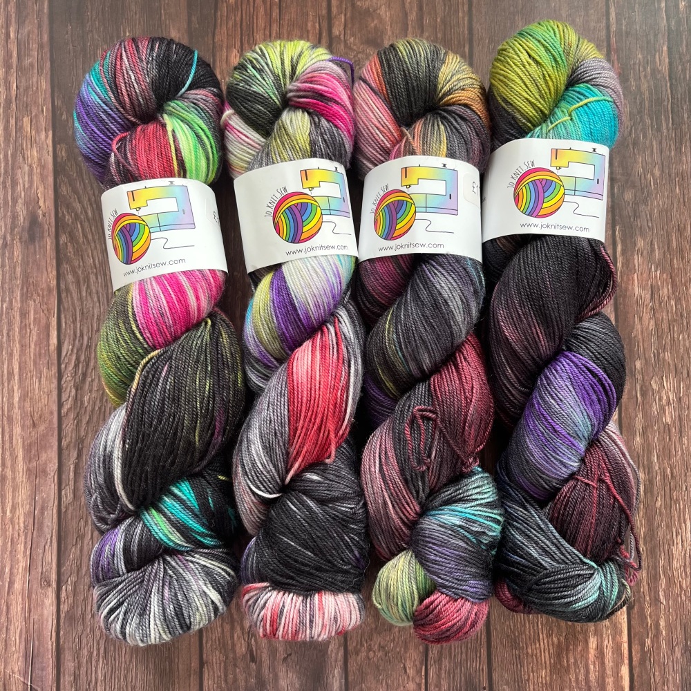 Mood on Merino Nylon Krypton sock