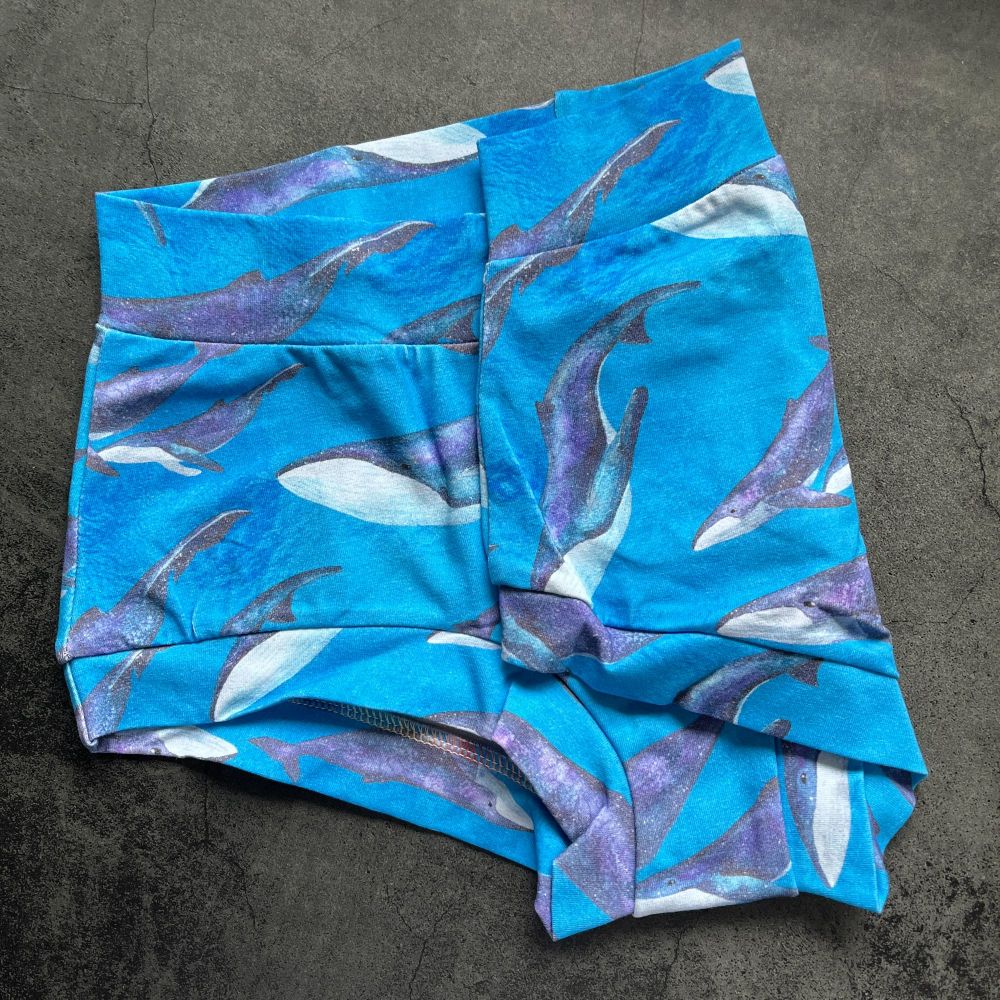 SMALL Boy Shorts UK 6-8 - Whales