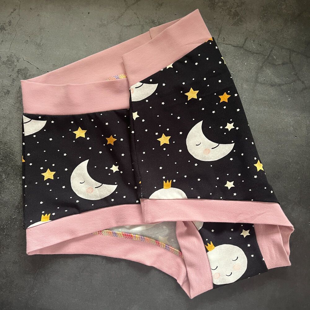 XL Boy Shorts UK 18-20 - Sleepy Moon