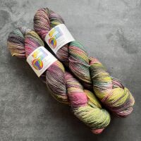 DragonFly on Merino / Yak / Nylon sock