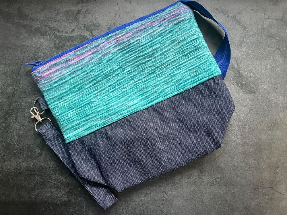 Hand Spun & Woven Rainbow  / Koi Boxy Bottomed bag