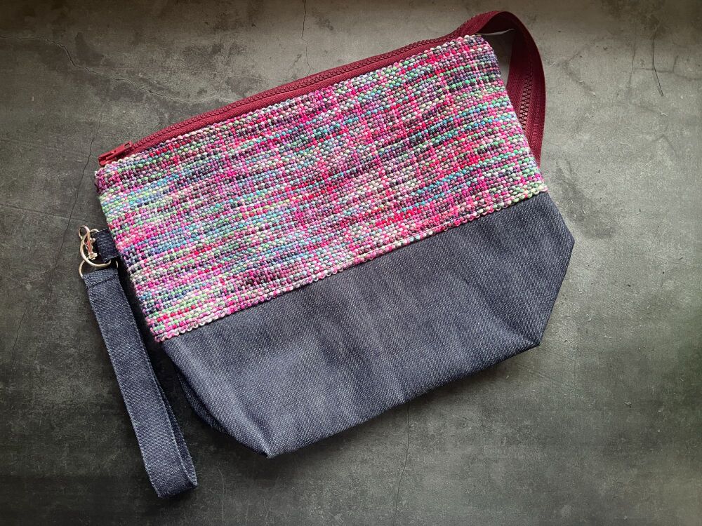 Hand Woven  &  Hand Dyed / Pink Flowers Boxy Bottomed bag