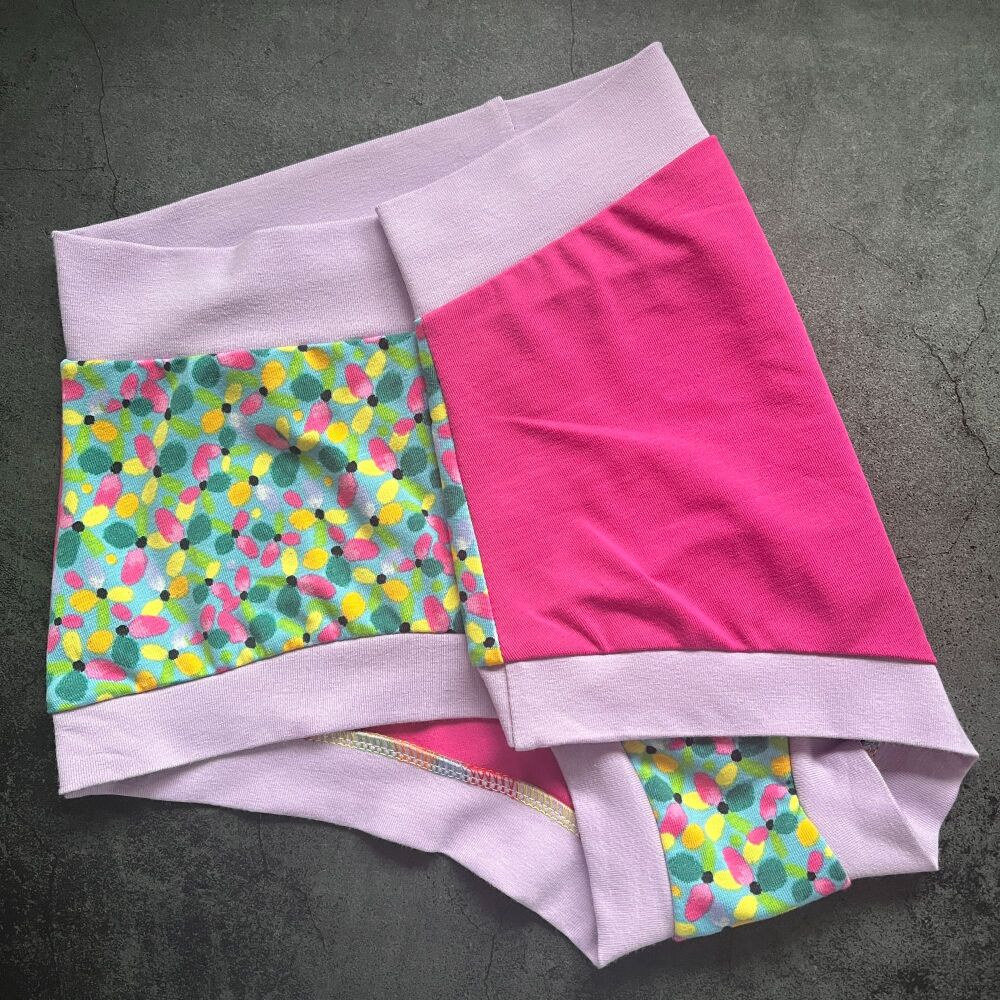 MEDIUM Boy Shorts UK 10-12 - Spring Flowers / Pink