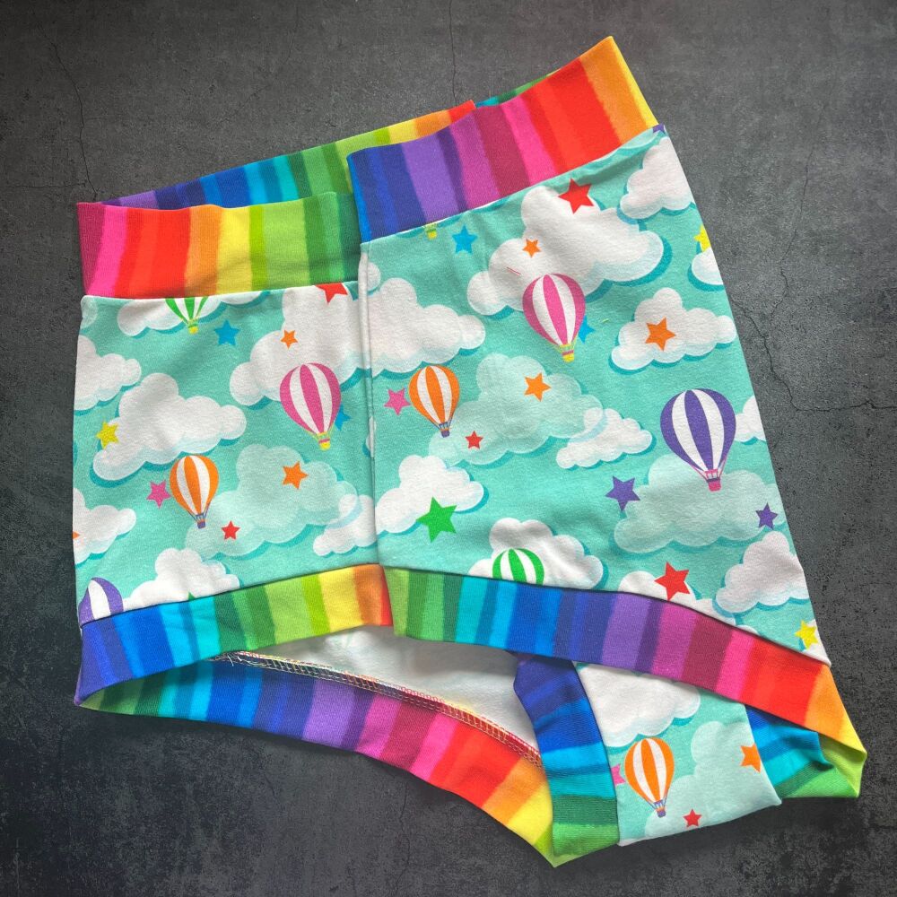 XL Boy Shorts UK 18-20 - Rainbow Balloons