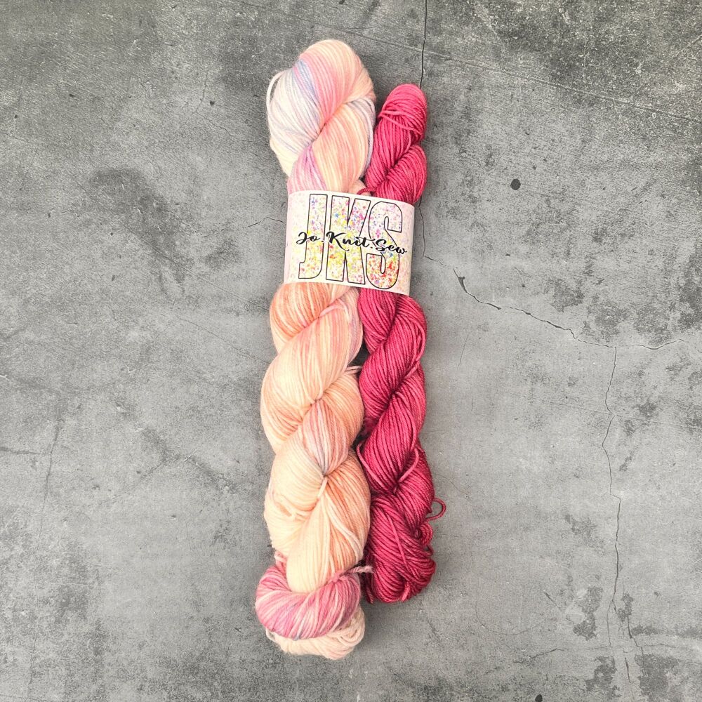 Apple Bobbing on Merino / Nylon Platinum Sock