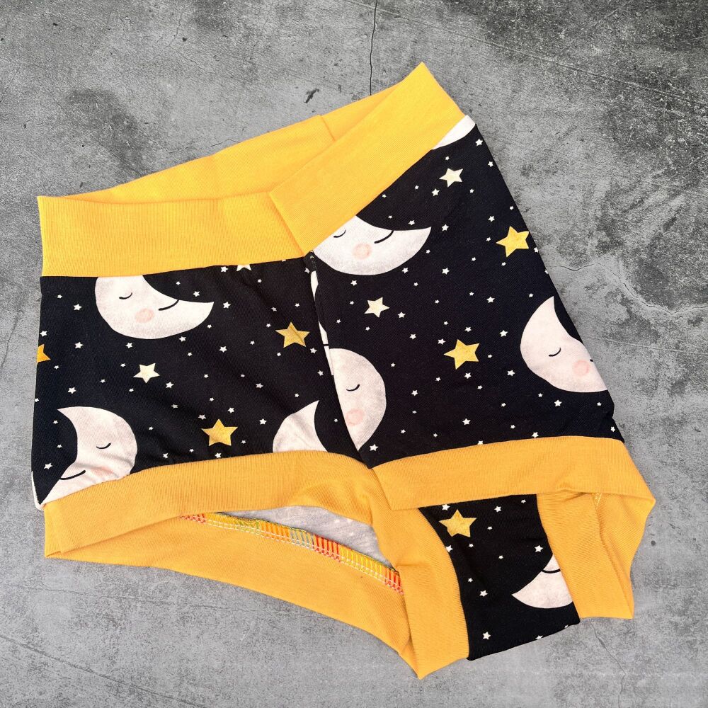MEDIUM Boy Shorts UK 10-12 - Sleepy Moon