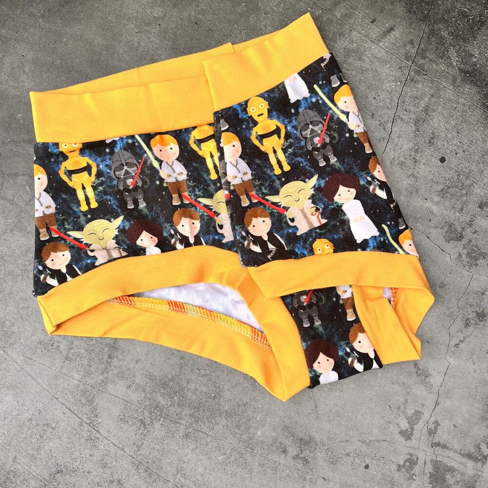 LARGE Boy Shorts UK 14-16 - Starry Fighters