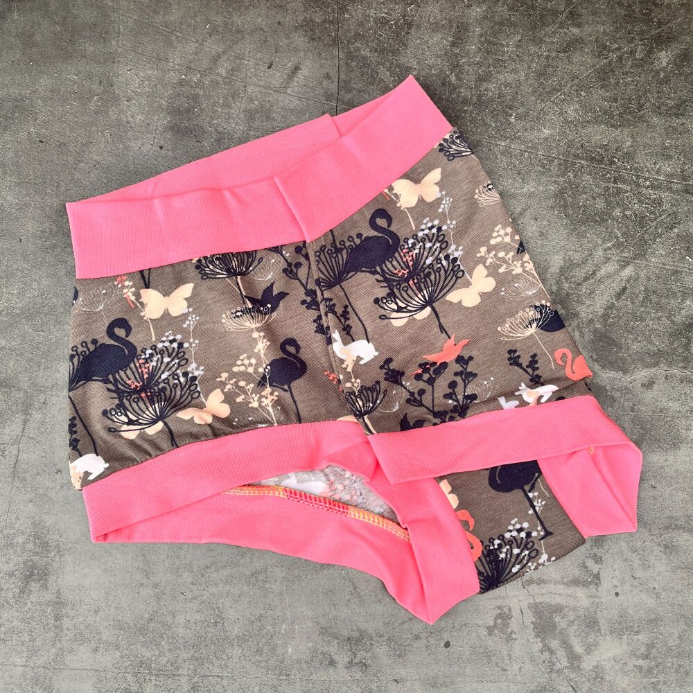 MEDIUM Boy Shorts UK 10-12 - Mingoes