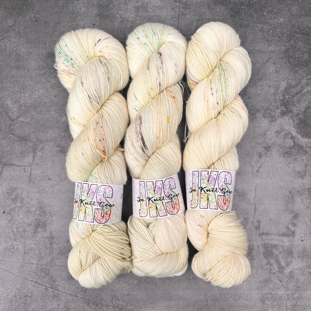 Beach Grass Speckled on Merino Nylon Krypton sock