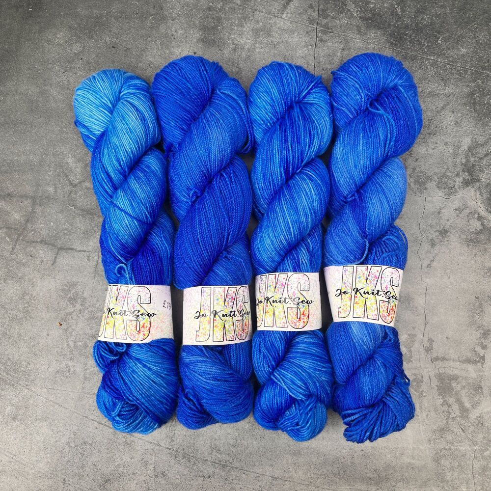 OOOFT BLUE   on Merino Nylon Platinum sock