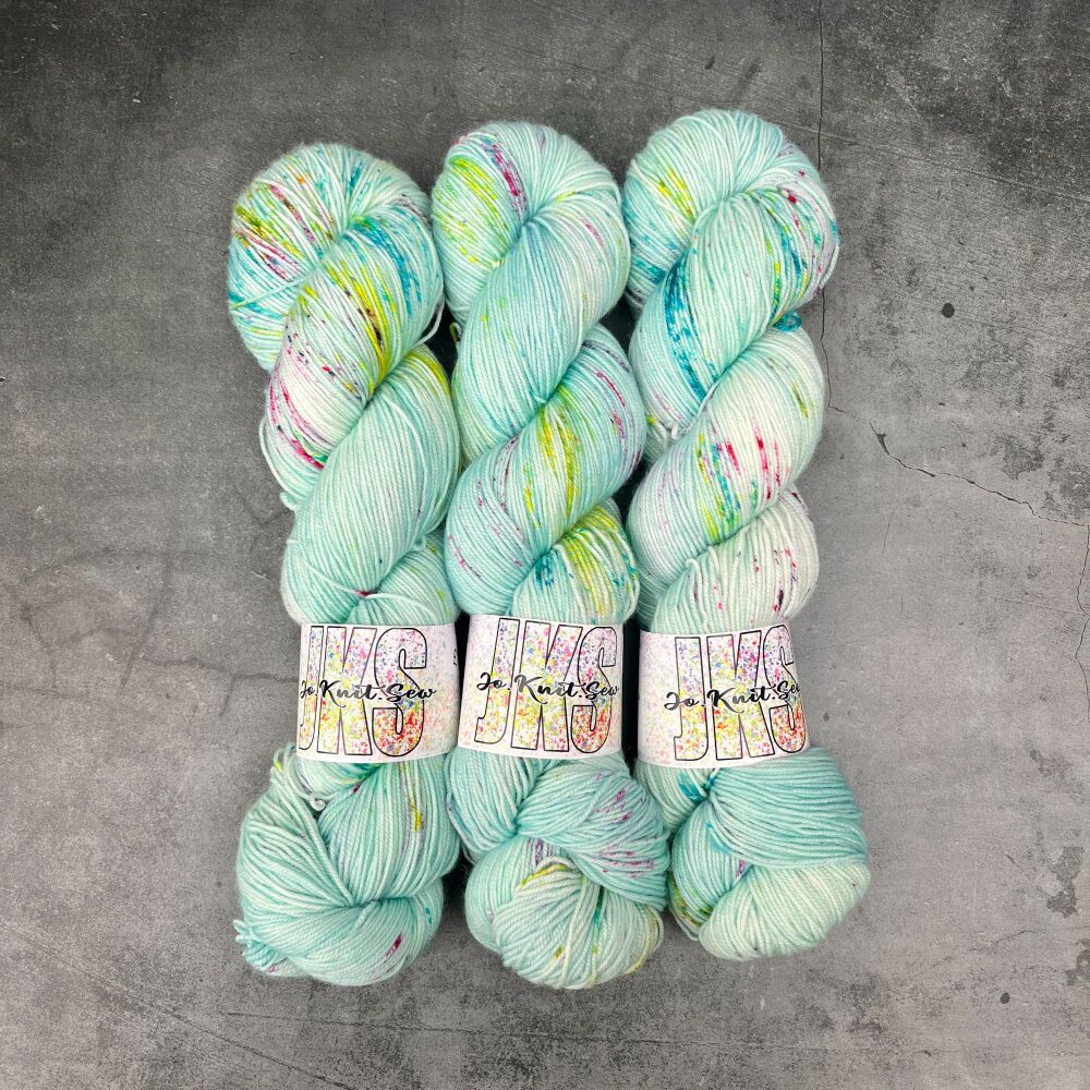 Coral Reef Speckled on Merino Nylon Krypton sock