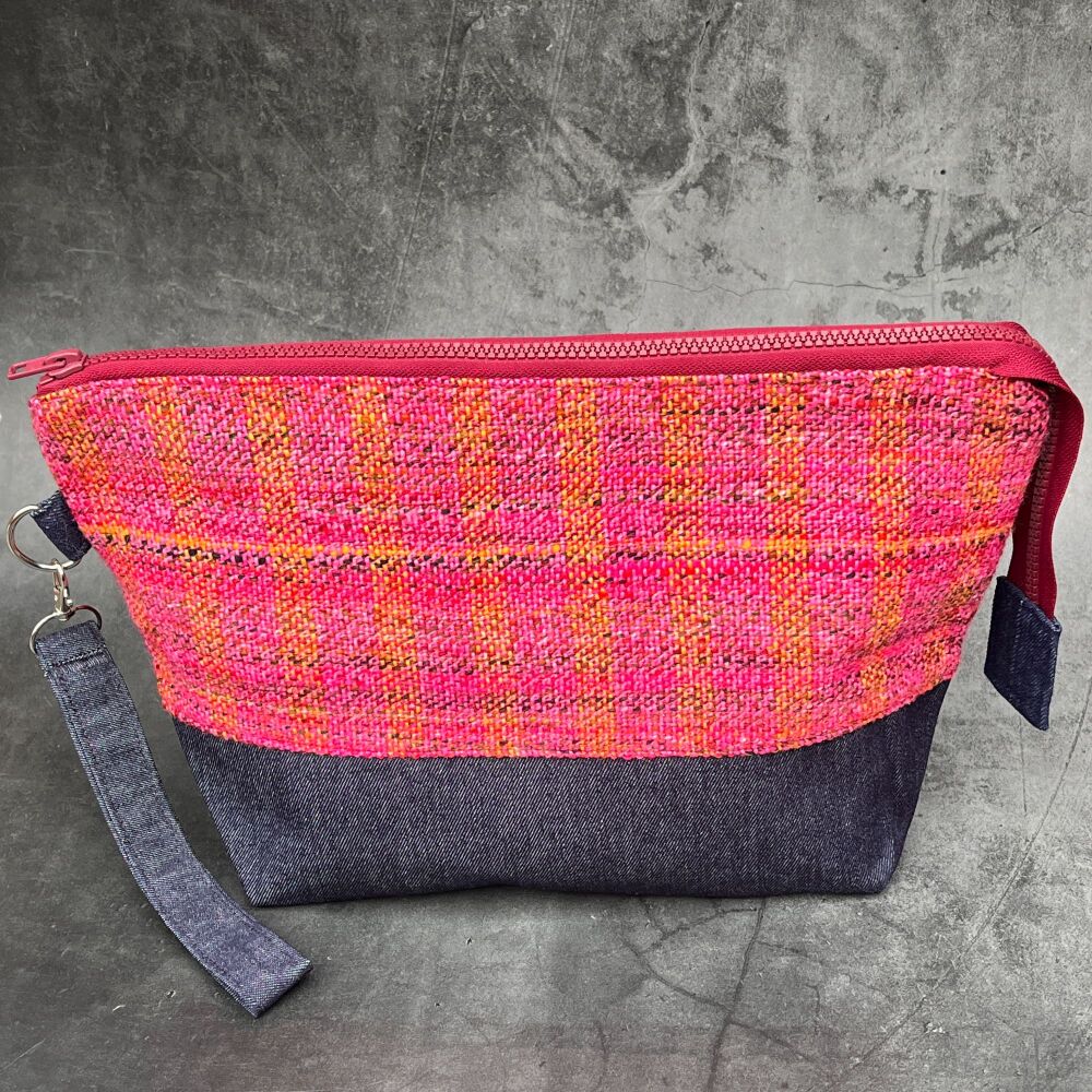 Hand Spun & Woven  / Cotton Reels Boxy Bottomed bag