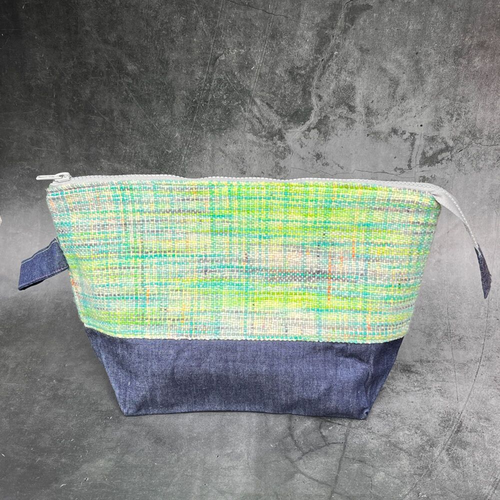 Hand Woven Boxy Bottomed bag