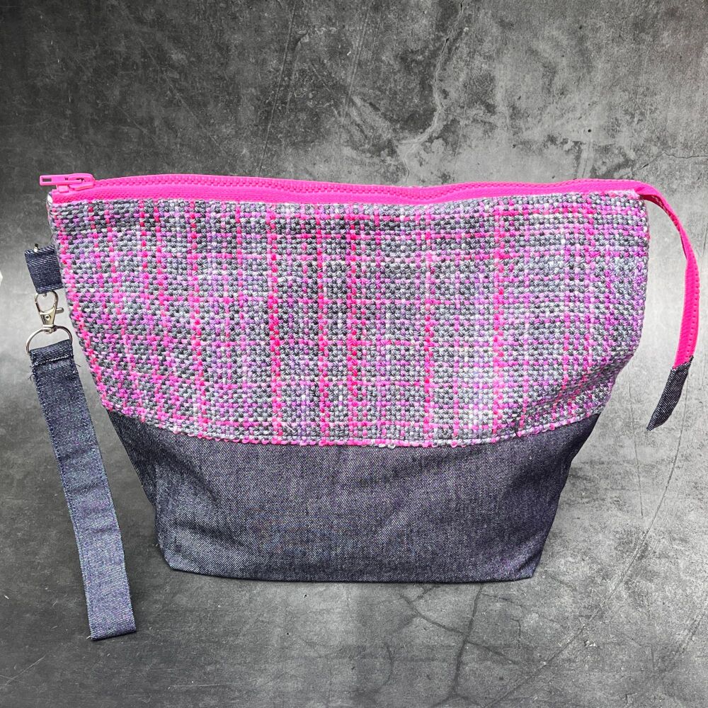 Hand Woven Cotton  / Pink Flowers Boxy Bottomed bag
